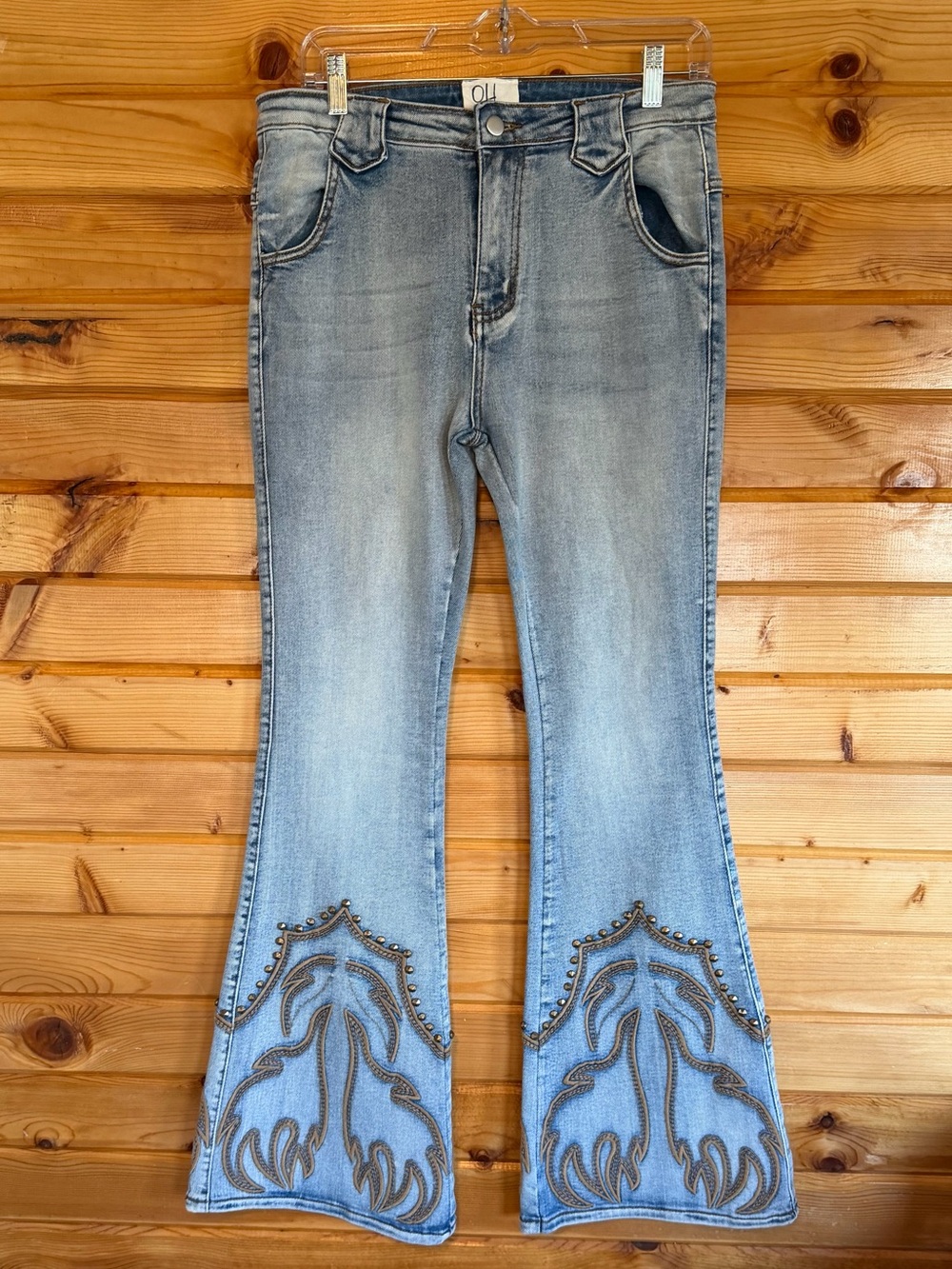 OH Light Blue Embroidered Western Stud Flare Jeans Size Large NWT